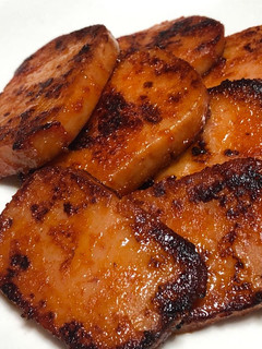ビールに!魚肉ハンバーグのケチャップ炒め-レシピのメイン写真