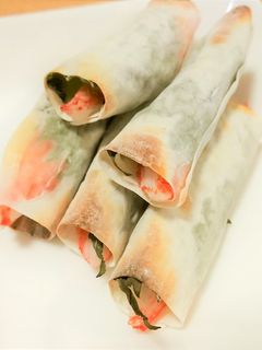焼売の皮で作る簡単カニカマおつまみ!-レシピのメイン写真