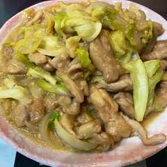 รูปของ せせりとキャベツの味噌炒め