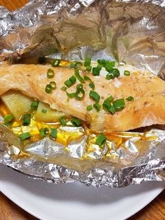 鮭とジャガイモのバター醤油ホイル焼き-レシピのメイン写真