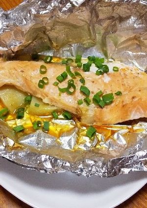 鮭とジャガイモのバター醤油ホイル焼き-レシピのメイン写真