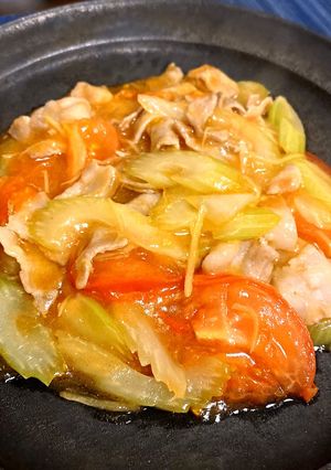 生姜香るセロリとトマトと豚肉の中華炒め-レシピのメイン写真