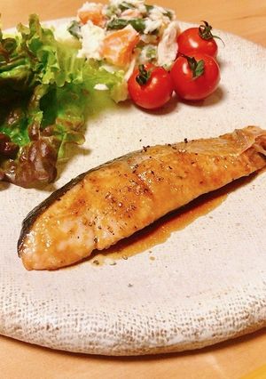 ごはんがすすむ 鮭のオイスター照り焼き♪-レシピのメイン写真