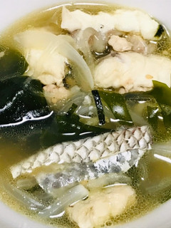 真鯛のあらとお刺身わかめのとろけるスープ-レシピのメイン写真