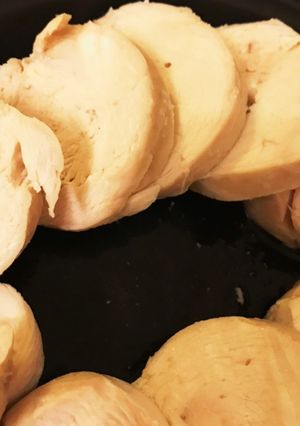 簡単！シンプル！基本のすぐに食べる鶏ハム-レシピのメイン写真
