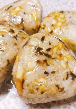 ズボラさんの塩昆布キャベツおにぎり-レシピのメイン写真