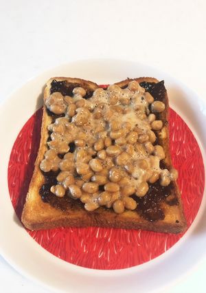 ご飯ですよ納豆トースト-レシピのメイン写真