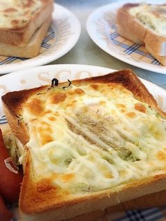 キャベツと玉子の巣ごもりトースト-レシピのメイン写真