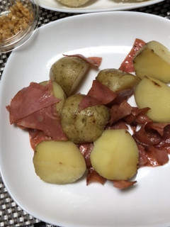 新じゃがとボロニアソーセージのバター炒め-レシピのメイン写真