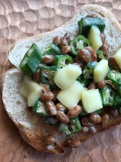 納豆とオクラのトースト-レシピのメイン写真