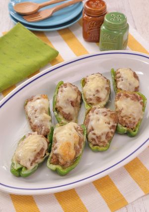 チーズON！カレー風味のピーマン肉詰め-レシピのメイン写真