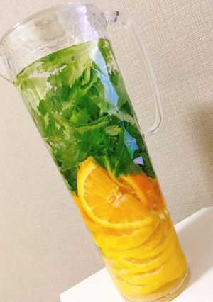 冷蔵庫の中も一緒にデトックスウォーター☆-レシピのメイン写真