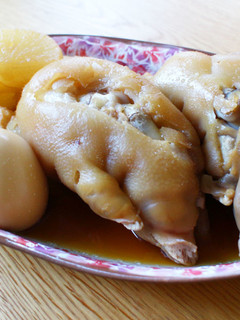 ヒキタさんちのてびち煮(豚足煮)-レシピのメイン写真