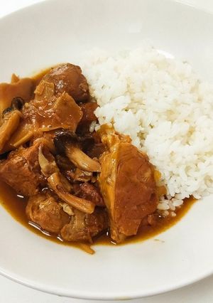 豚スネとキノコのカレー-レシピのメイン写真