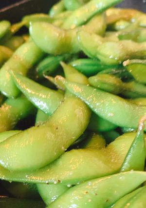 男の冷凍枝豆ごま油炒め-レシピのメイン写真