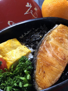 シャケ弁当♪-レシピのメイン写真