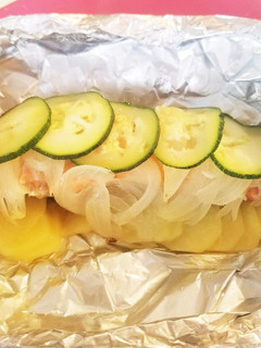 サーモンと野菜のミルフィーユホイル焼き-レシピのメイン写真