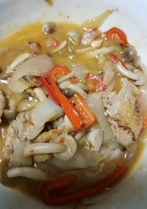 簡単に鶏腿の白ワイン煮-レシピのメイン写真