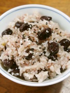 赤そらまめの炊き込みご飯-レシピのメイン写真