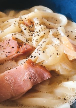 全卵牛乳de冷凍うどんカルボ!簡単ランチ-レシピのメイン写真