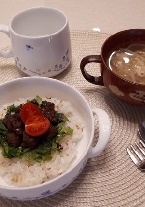 【離乳食完了期】牛肉ステーキ丼-レシピのメイン写真