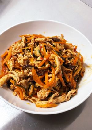 魚香肉丝(豚肉の辛味噌炒め)-レシピのメイン写真