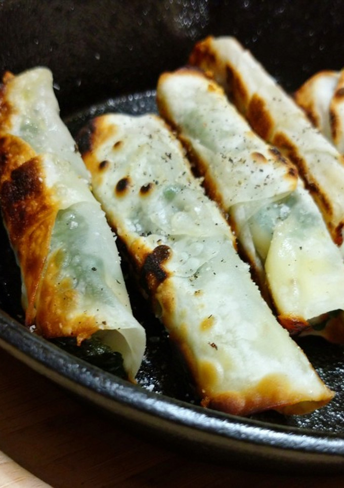 余った餃子の皮で簡単おつまみ-レシピのメイン写真