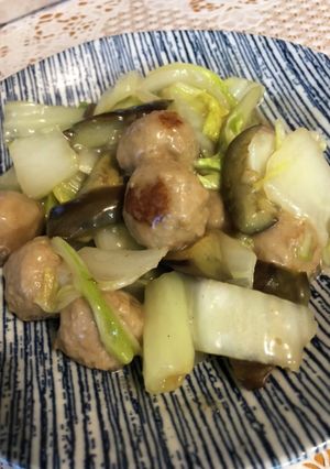 鶏団子とナス、白菜炒め-レシピのメイン写真