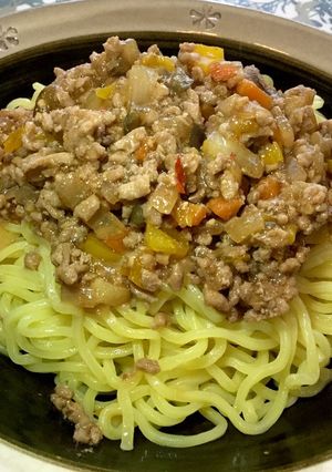 夏野菜たっぷりの絶品ピリ辛ジャージャー麺-レシピのメイン写真