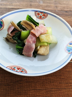 一人暮らしʕ·ᴥ·ʔチンゲン菜の炒め物-レシピのメイン写真