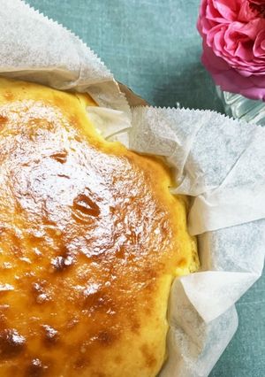 混ぜて焼くだけ バスク風チーズケーキ-レシピのメイン写真
