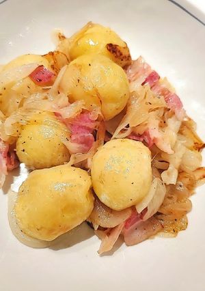新じゃがと新玉のジャーマンポテト-レシピのメイン写真