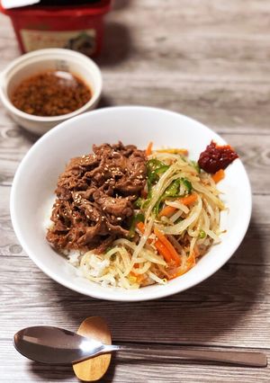 牛うす切り肉で☆ビビンバ丼☆-レシピのメイン写真