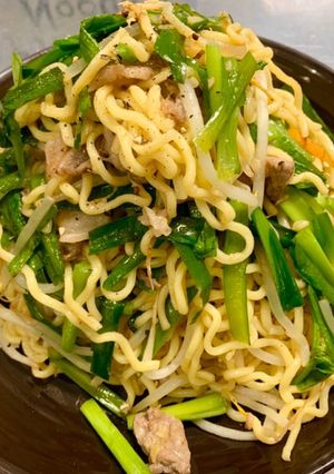 ニラたっぷり生姜塩焼きそば-レシピのメイン写真