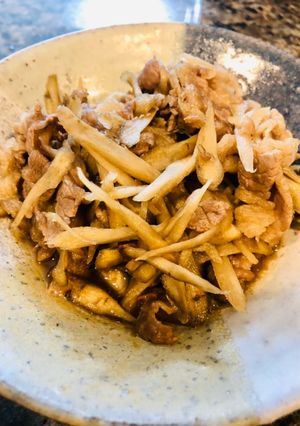 少ない材料でメインを！牛肉とごぼうの煮物-レシピのメイン写真