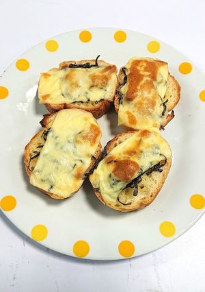 10分でできる　塩昆布とチーズトースト-レシピのメイン写真