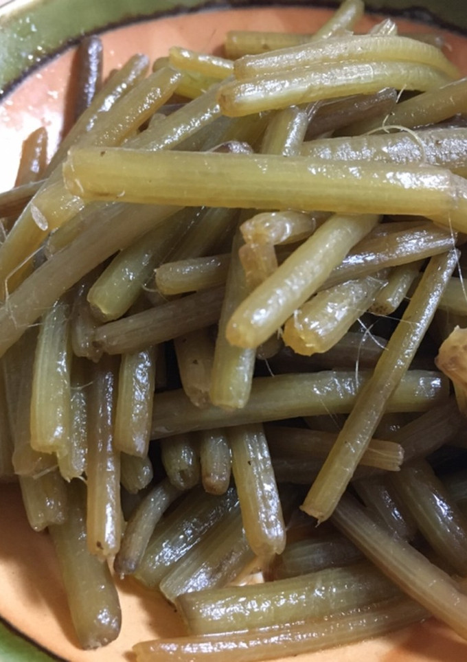 炒め煮　きゃらぶき　庭の細いフキを佃煮に-レシピのメイン写真
