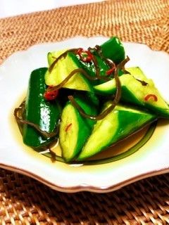 麺つゆで簡単♪胡瓜・塩昆布の即席浅漬け-レシピのメイン写真