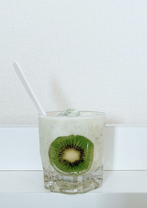牛乳なし失敗しない簡単キウイスムージー-レシピのメイン写真