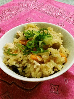 こくうま!鶏ひき肉炊き込みごはん-レシピのメイン写真