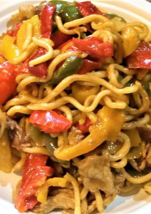 業務スーパー　パプリカ焼きそば-レシピのメイン写真