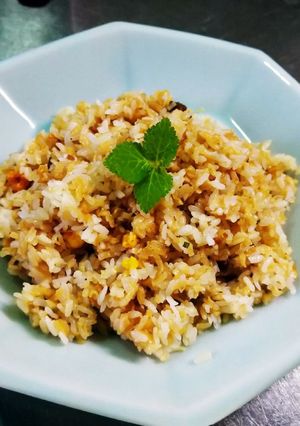 お椀で食べるカップヌードルピラフ-レシピのメイン写真