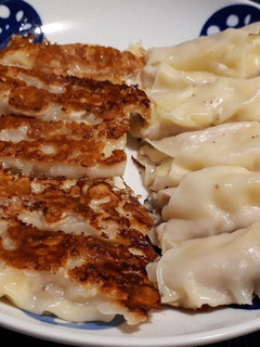 豚肉とジャガイモとチーズのおつまみ餃子☆-レシピのメイン写真