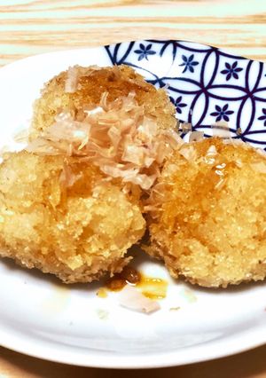 簡単！和風ライスボール鰹節と醤油を添えて-レシピのメイン写真