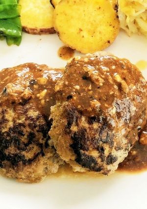 肉汁が出る、自慢のハンバーグ-レシピのメイン写真
