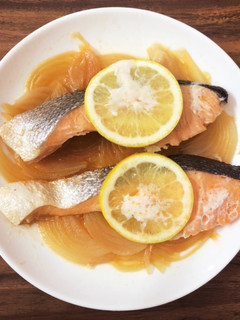 レンジで簡単☆鮭のレモン蒸し-レシピのメイン写真