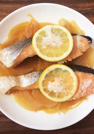 レンジで簡単☆鮭のレモン蒸し-レシピのメイン写真
