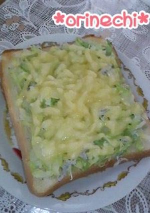 ✿キャベツ盛☆ちりめんチーズトースト✿-レシピのメイン写真