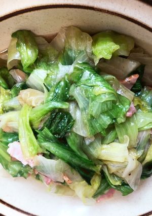 レタス大量消費！にんにく香るレタス炒め-レシピのメイン写真