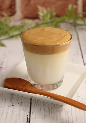 簡単！ダルゴナコーヒー☆☆☆☆チョッパー-レシピのメイン写真